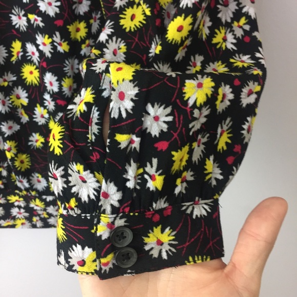 {madewell} french floral wrap top - Picture 6 of 8